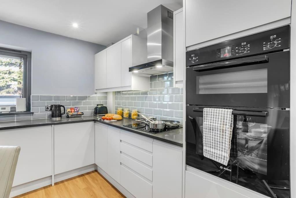 Isabel'S Wing! A Stunning 2 Bedroom Property 노리치 외부 사진